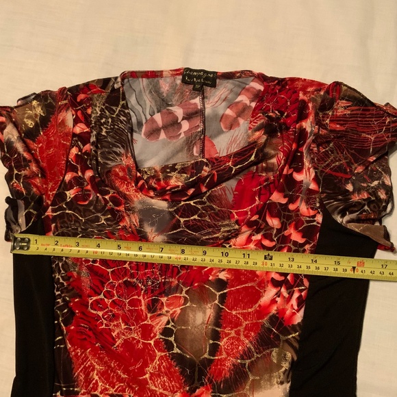 Champagne Fancy Bold Abstract Red, Black & Gold Short Sleeve Lightweight Top - Picture 12 of 12